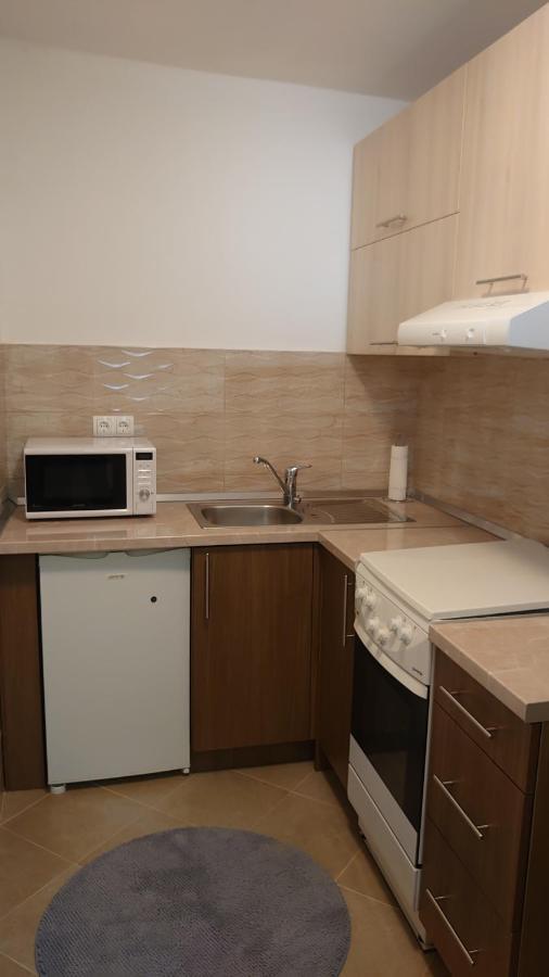 Apartments Tulipan - With Free Private Parking Garage Mostar Buitenkant foto