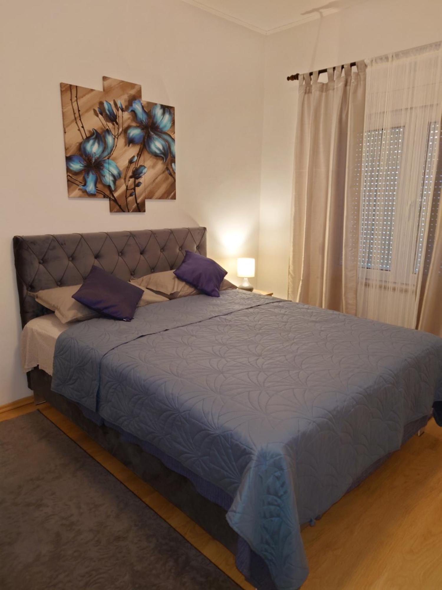Apartments Tulipan - With Free Private Parking Garage Mostar Buitenkant foto