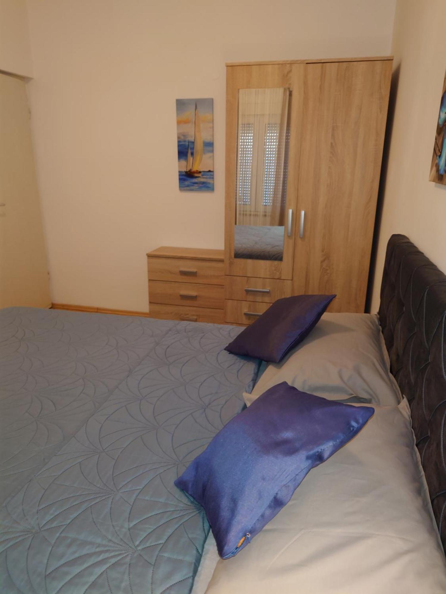 Apartments Tulipan - With Free Private Parking Garage Mostar Buitenkant foto