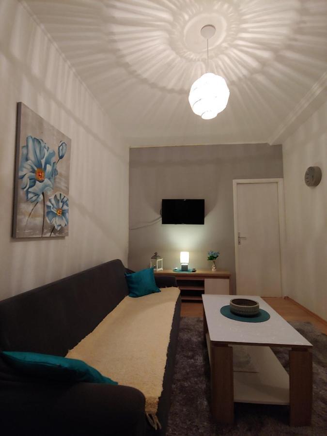 Apartments Tulipan - With Free Private Parking Garage Mostar Buitenkant foto